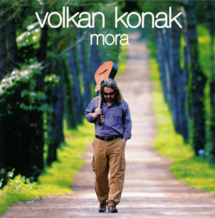 Mora (2006)